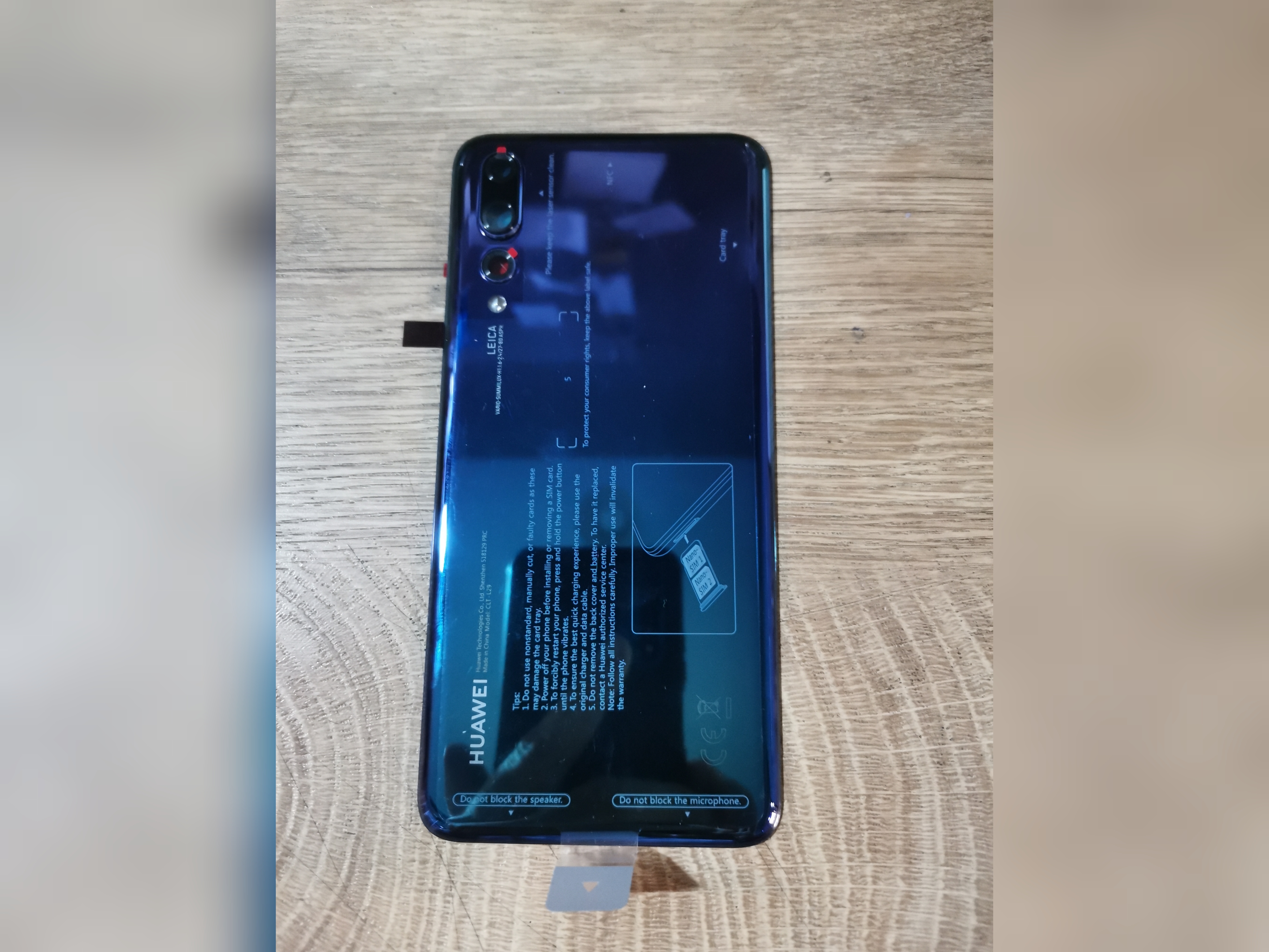 درب پشت گوشی هواوی Huawei P20 Pro اصلی شرکتی ابی هفت رنگ با لنز دوربین کامل با فلت میکروفن