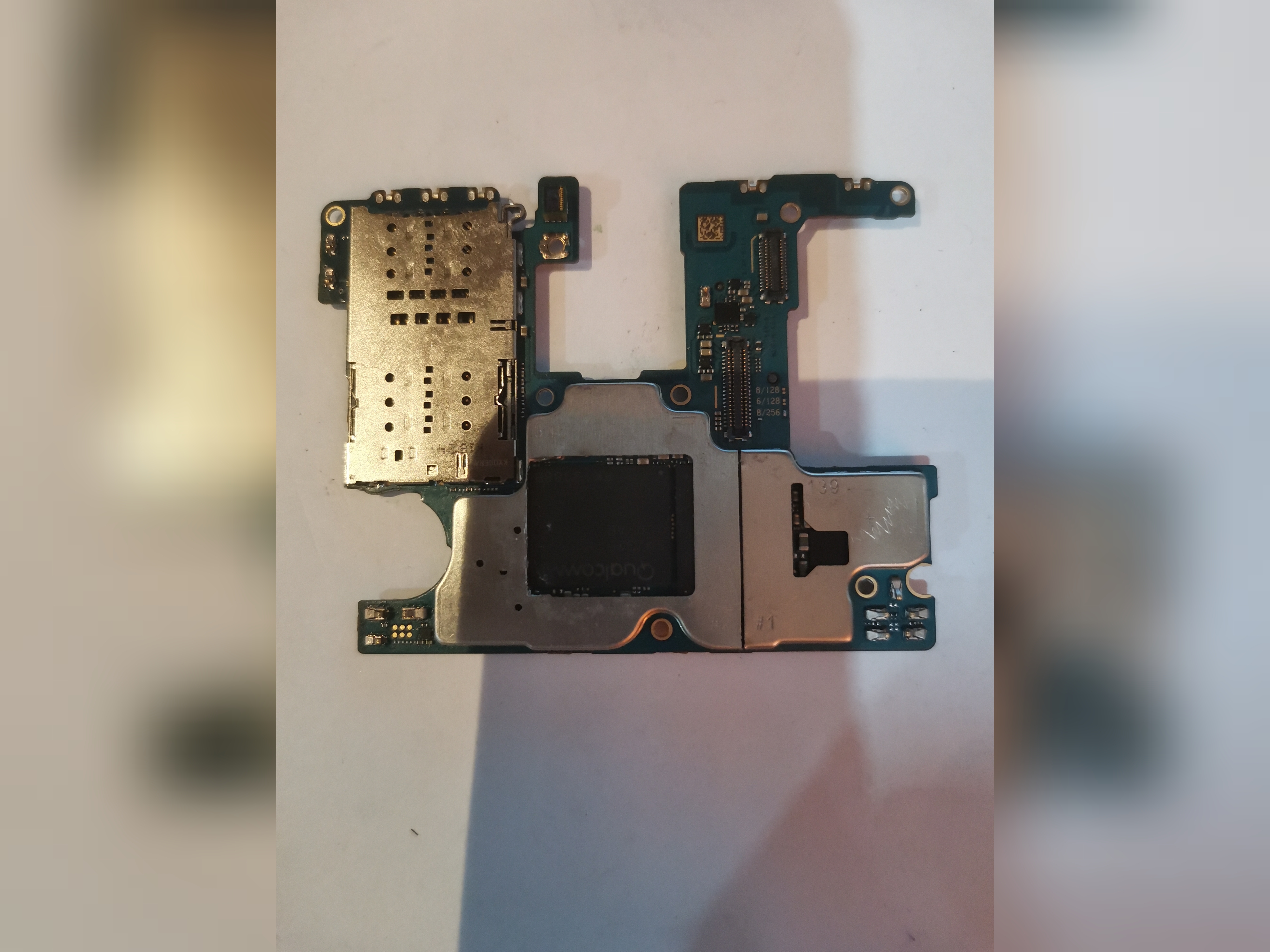 برد مین برد اصلی خاموش تعمیری سامسونگ Samsung Galaxy A52s / A528
