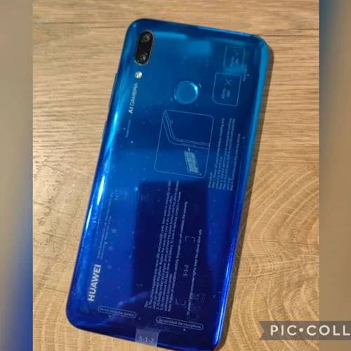 گوشی هواوی 64 گیگ  PSMART 2019/P SMART 2019 -در حد نو مربوط به نمایندگی وضعیت ریجستری سفید بدون کد با کارتن