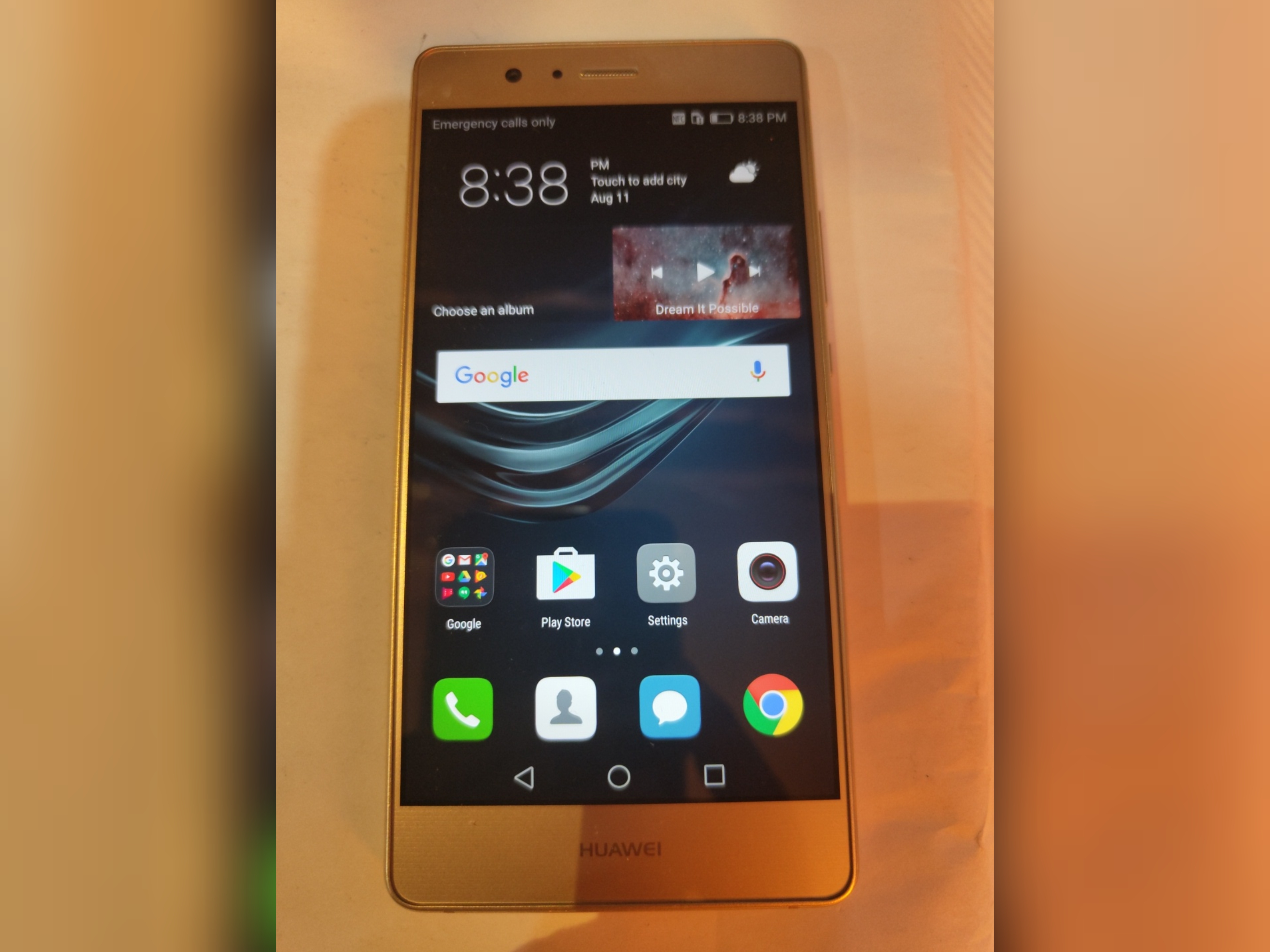 گوشی هواوی مدل P9 LITE رام 2 حاظه 16 اندروید 6 در حد اکبند استفاده نشده ریجستر شده با کد مالکیت با وسایل نو