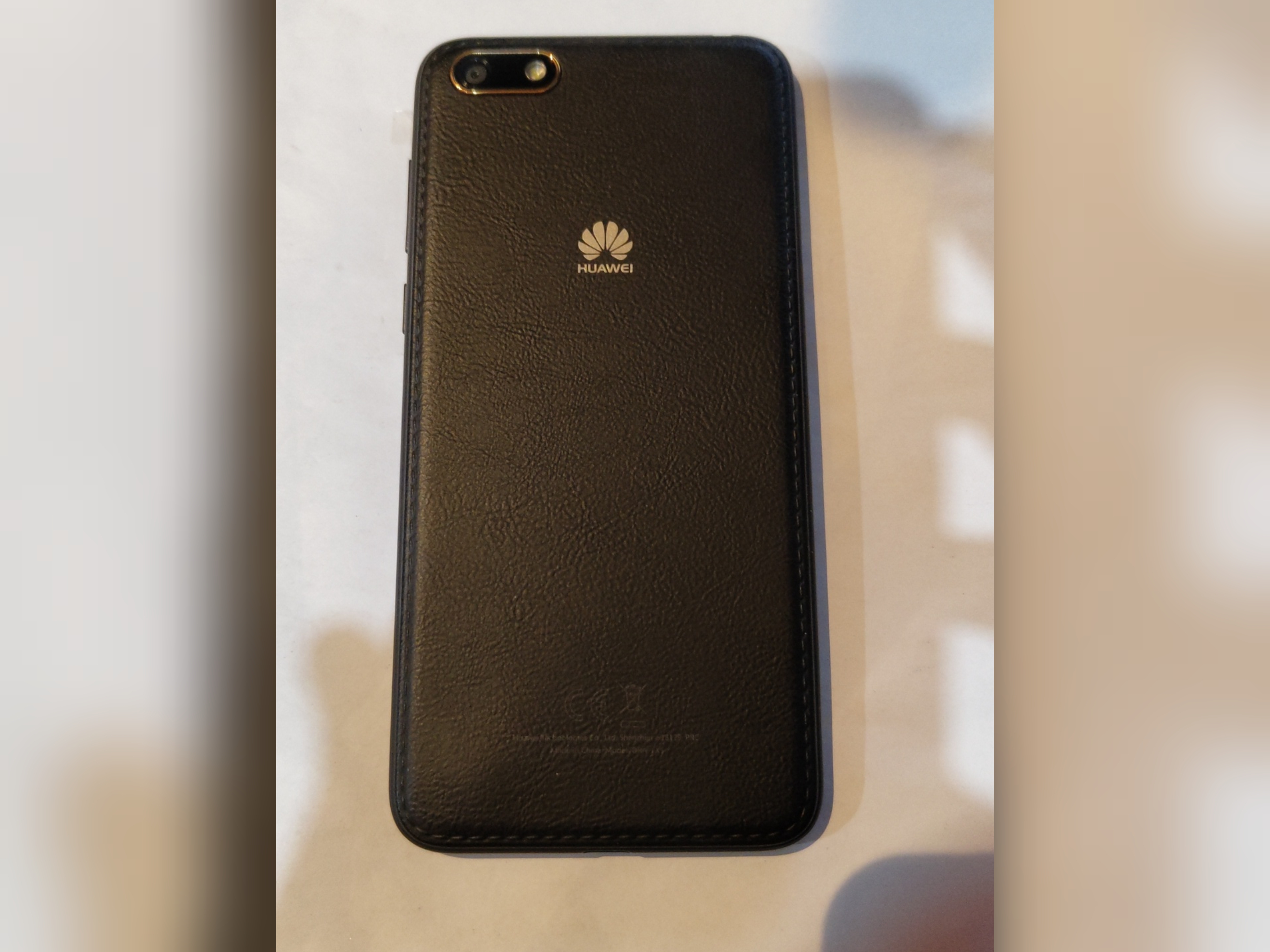 گوشی هواوی مدل HUAWEI Y5 PRIME 2018/Y5 Lite رام 1 حافظه 16 اندروید 8 با جعبه و وسایل ریجستر شده با کد رنگ مشکی با کارتن گوشی استفاده نشده در حد نو