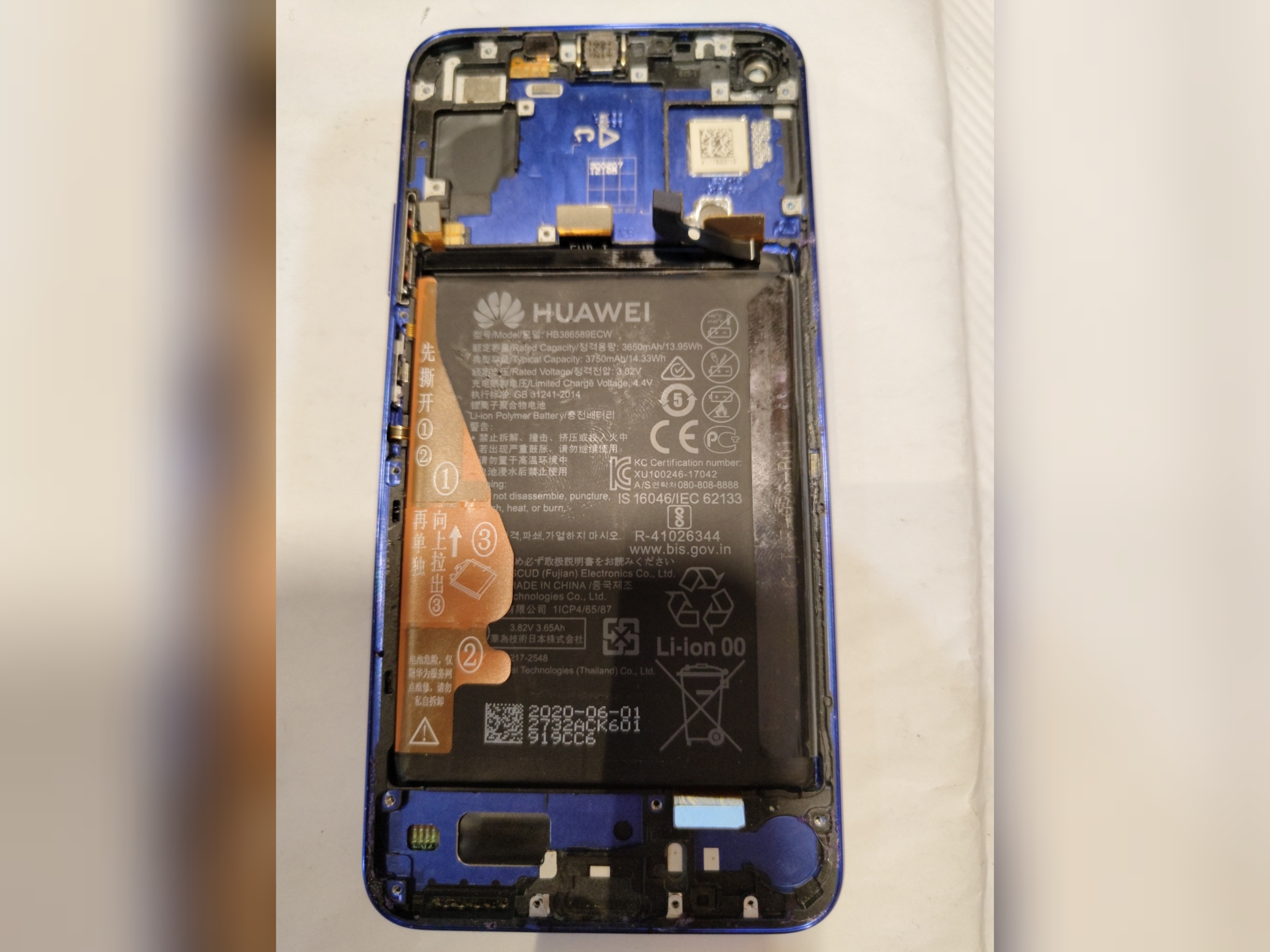 تاچ ال سی دی گوشی موبایل هواوی HUAWEI NOVA 5T با فریم ابی و باطری روکاری در حد نو نمایندگی