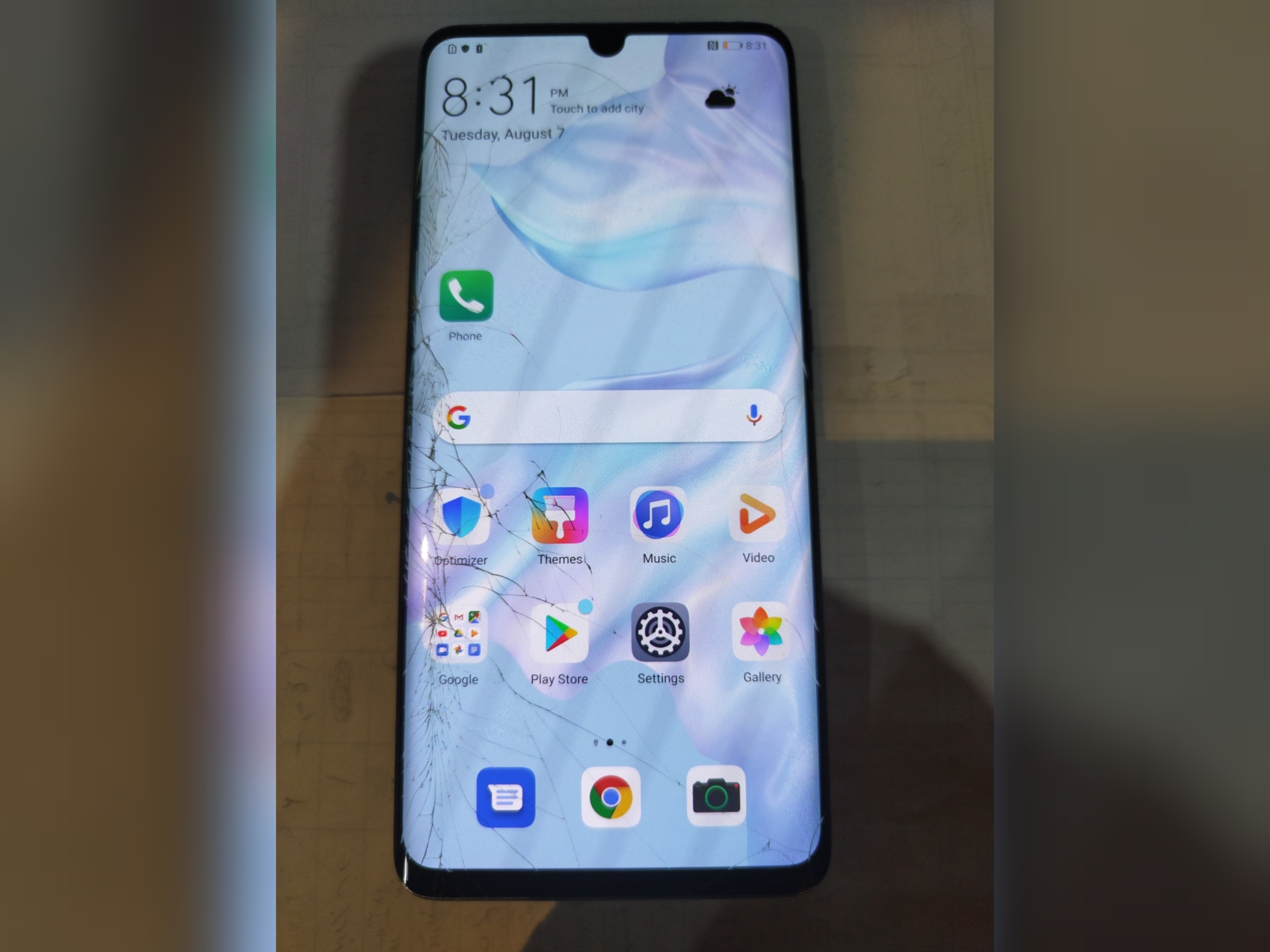 تاچ و ال سی دی هواوی P30 پرو/LCD  HUAWEI  P30 PRO کامل با فریم و دکمه ها کامل بدون باطری طبق عکس گلس فنی ال سی دی شکسته تاچ و ال سی دی کاملا سالم فریم ابی